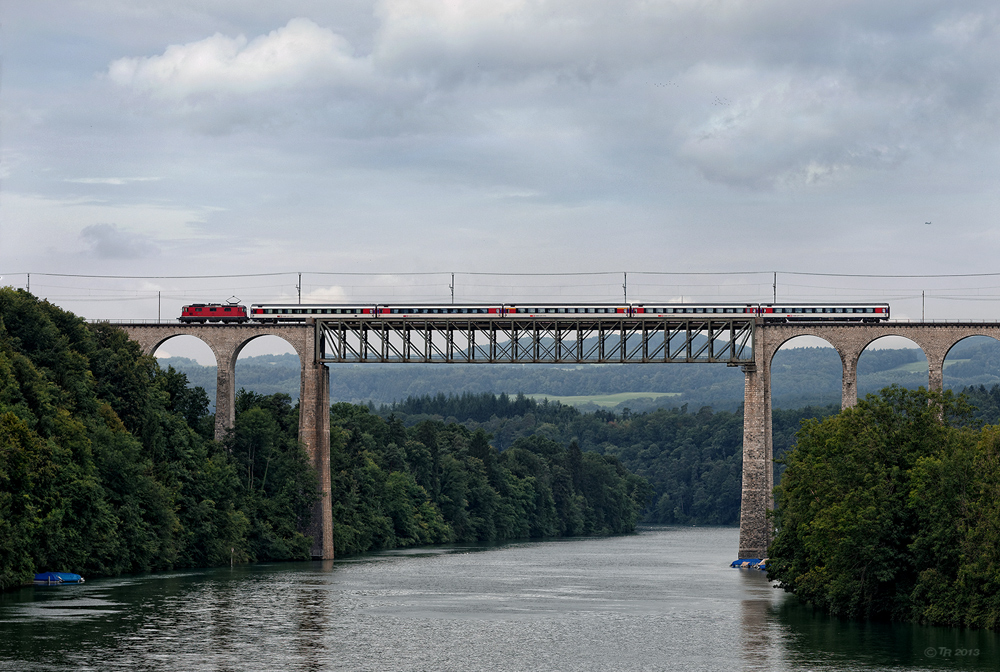 Brücke - V -