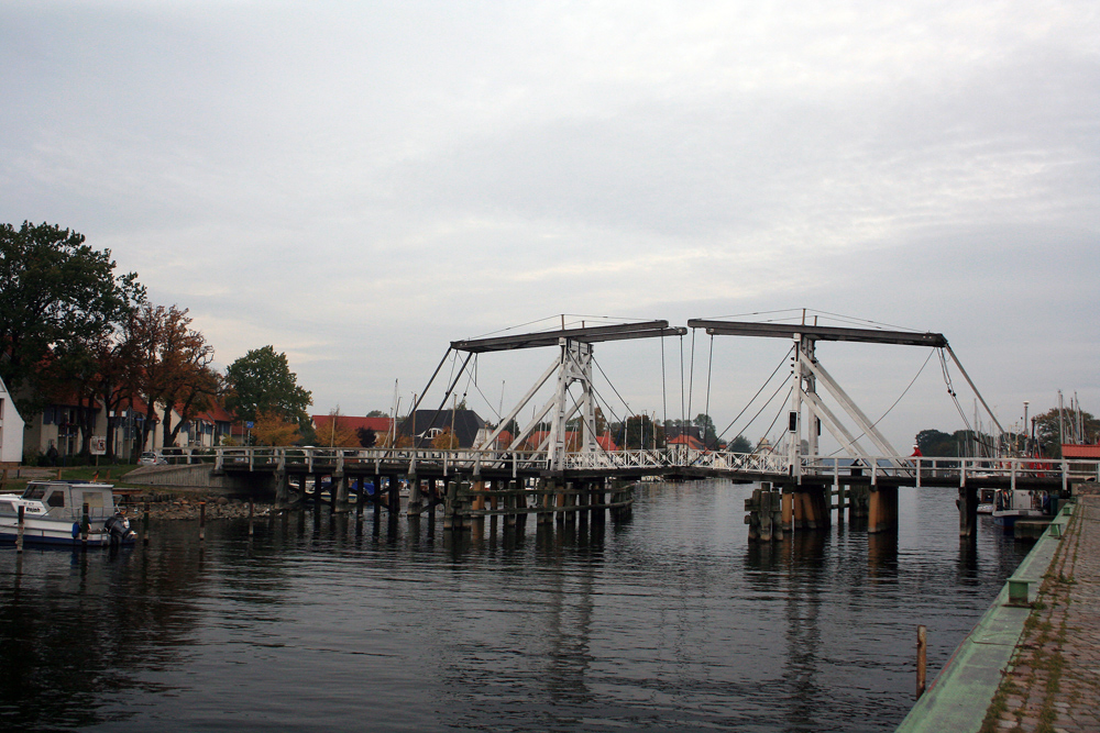 Brücke Wieck geschlossen