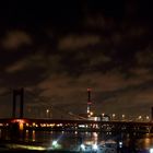 Brücke, Wolken und Sterne