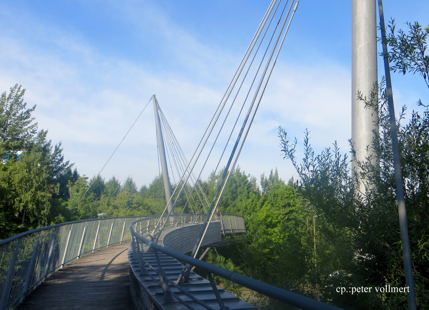 Brücke zum Park