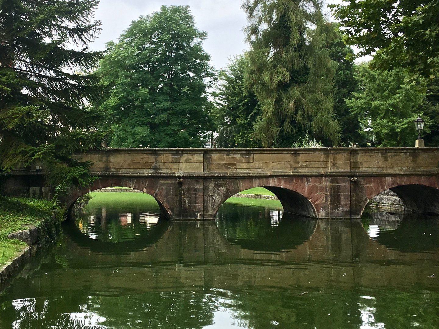 Brücke zum Schloß