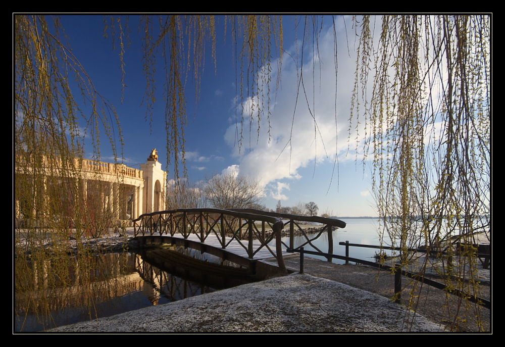 Brücke zum Schloss