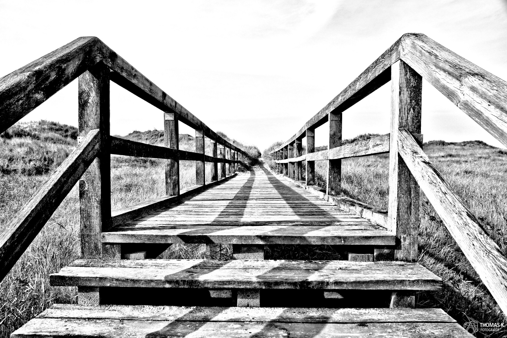 Brücke zum Strand