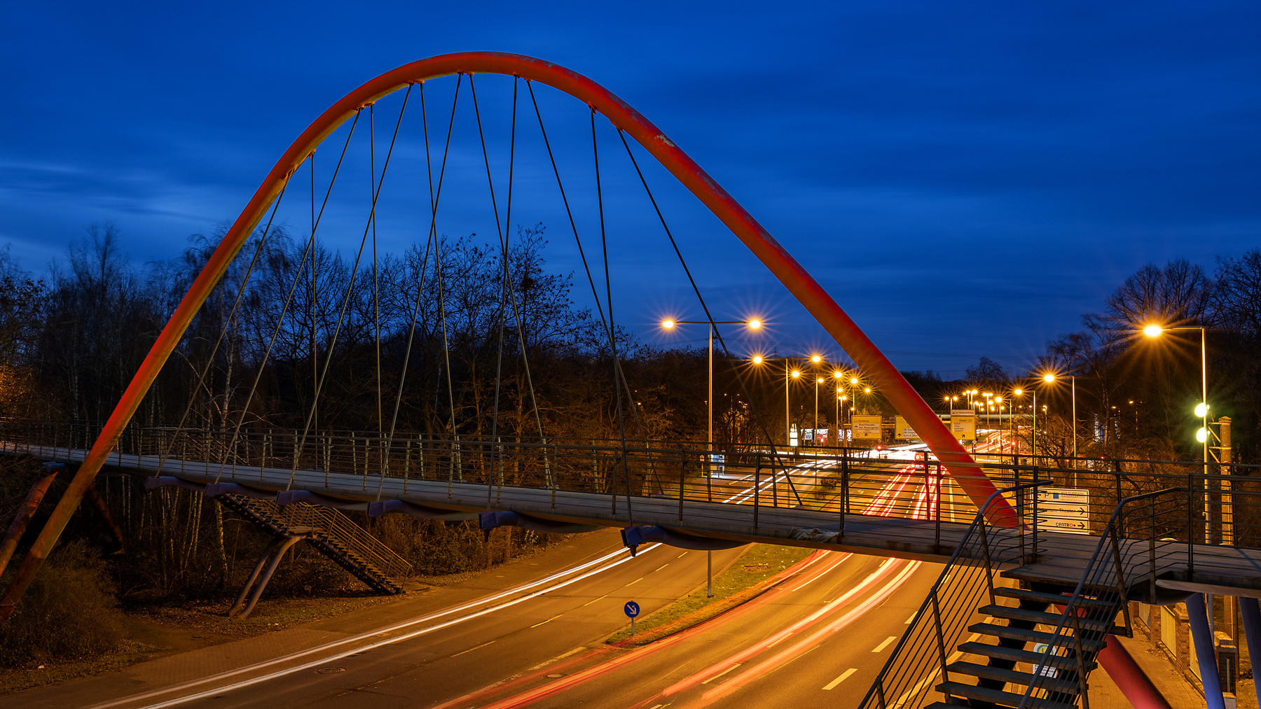 Brücke zum TZU