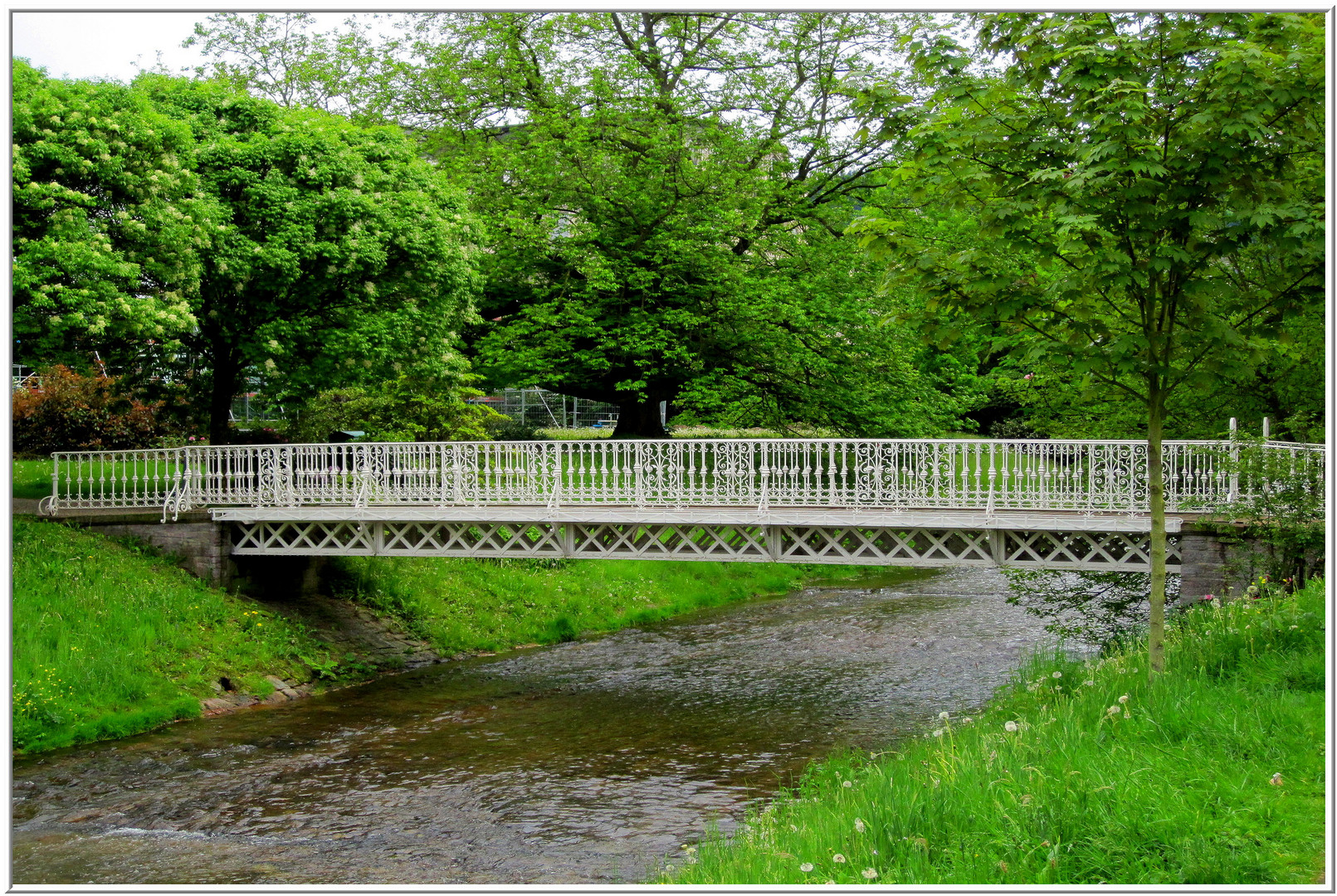 Brücke zur andern Seite.