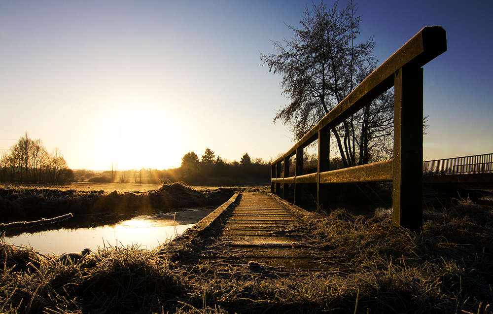 Brücke zur Morgensonne