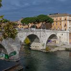 Brücke zur Tiber-Insel  -  Rom