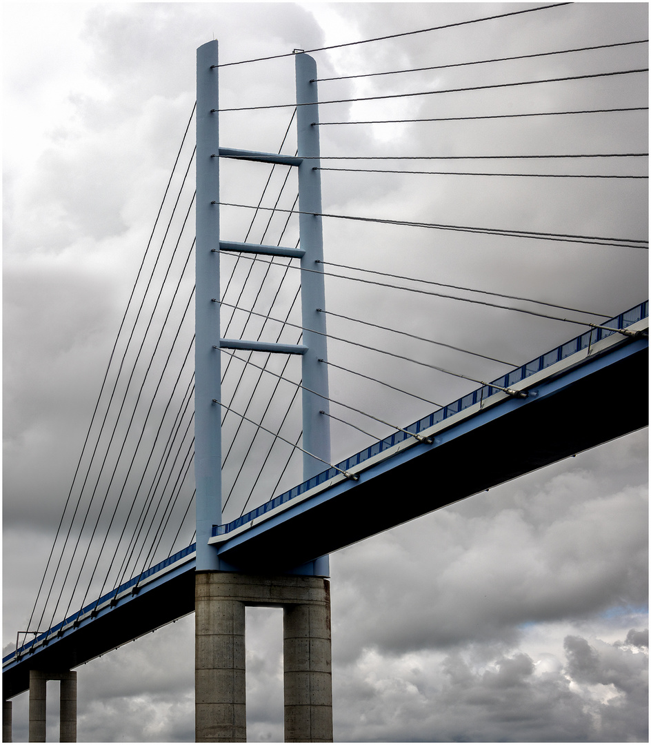 Brücke zwischen Stralsund und Rügen