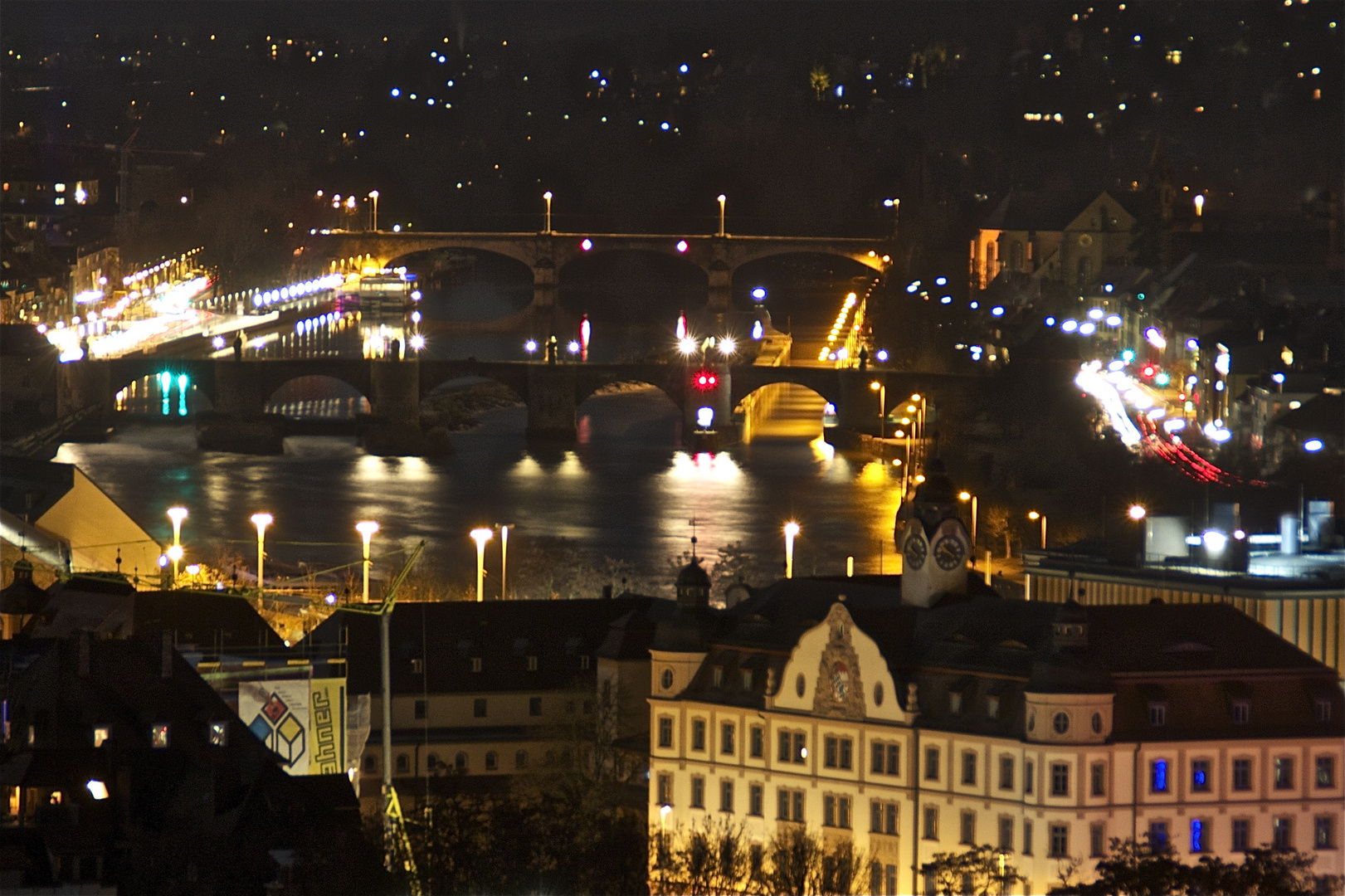 Brücken bei Nacht