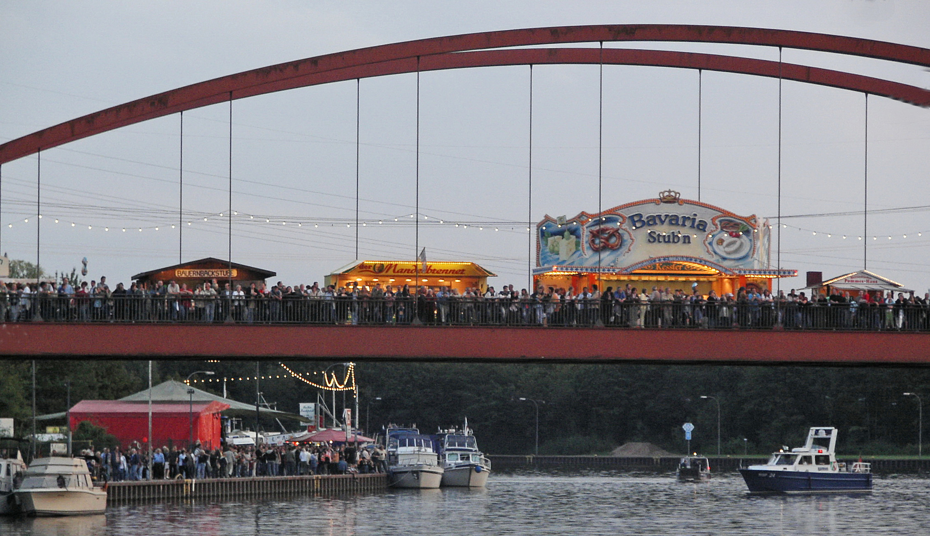 Brücken-Fest   mit  Brücken-Test !