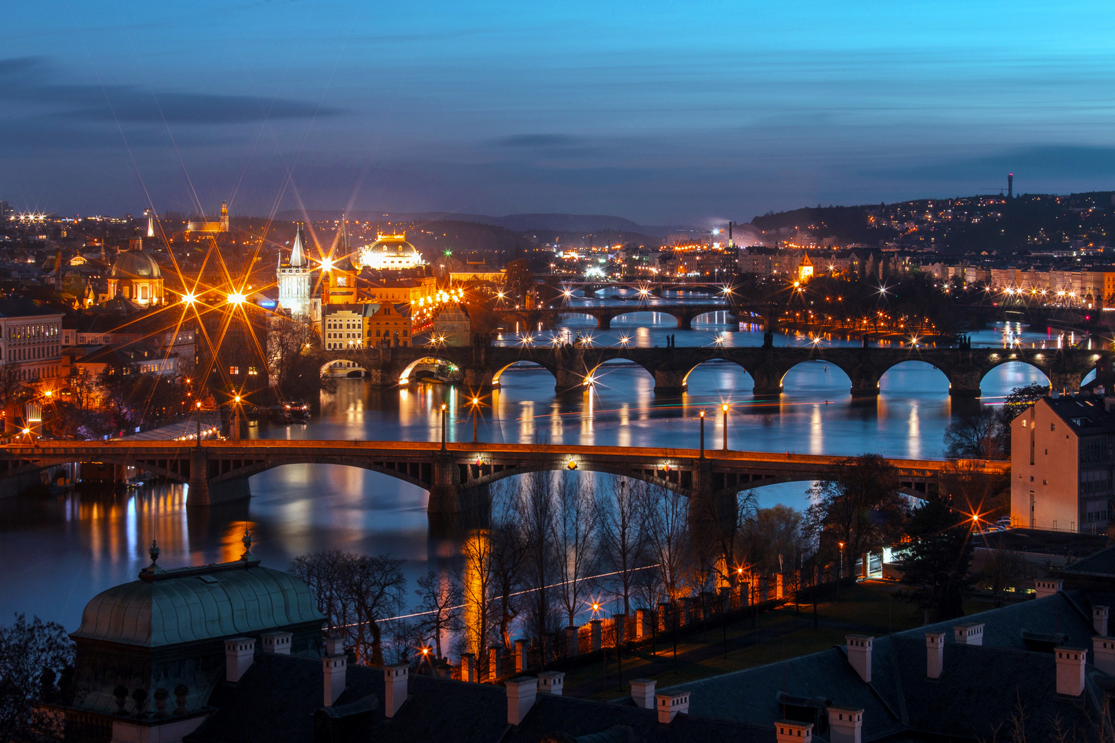 Brucken View In Prag Foto Bild Nacht Prag Tschechien Bilder Auf Fotocommunity
