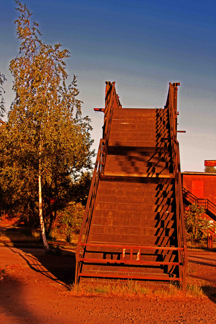 Brückenaufgang zum Eisenhüttenwerk im Landschaftspark Duisburg