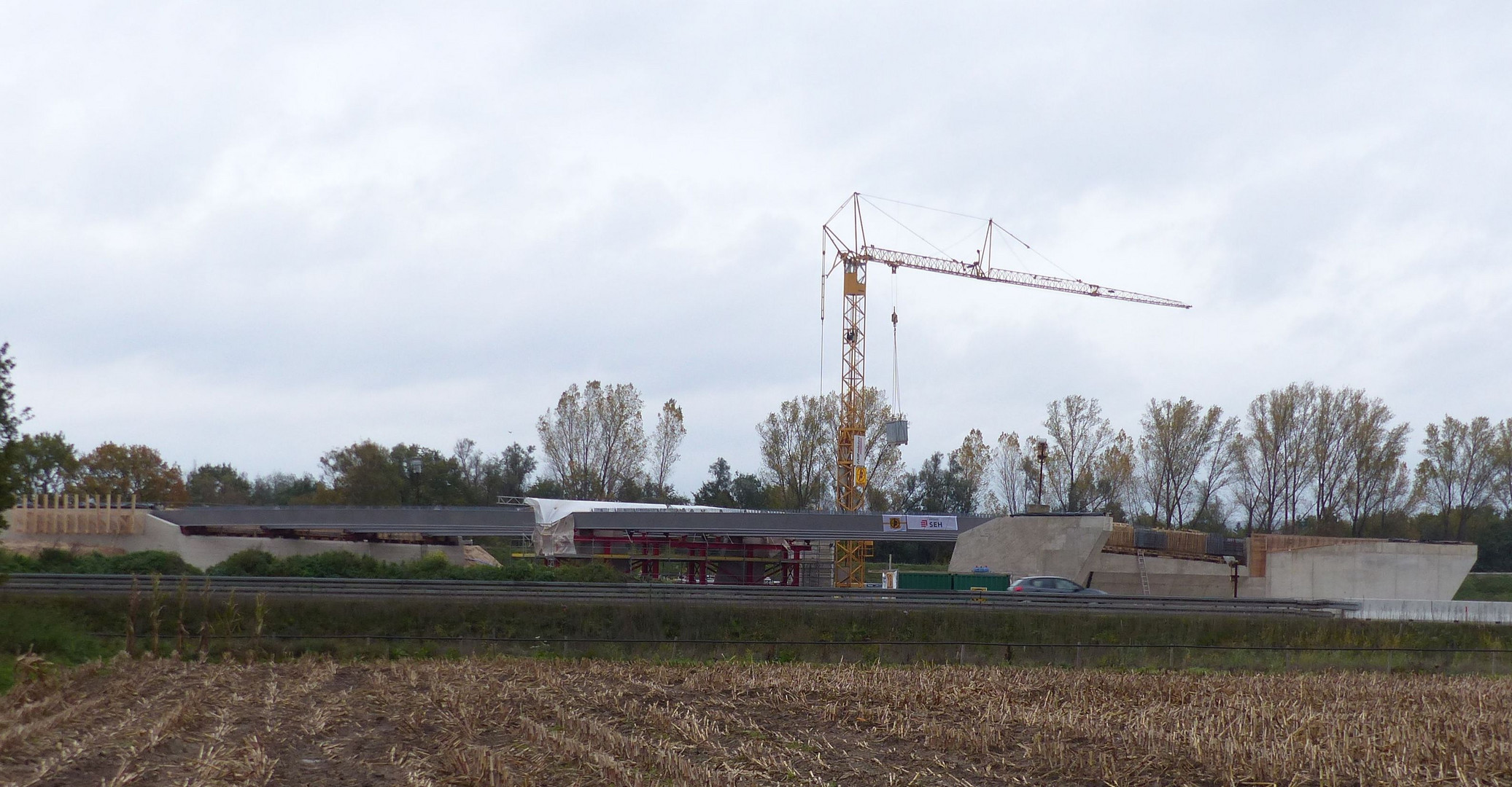 Brückenbaustelle Löhner Kreuz Blick vom Süden / Gohfeld gesehen