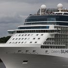 Brückenblick - Celebrity Silhouette (3) -