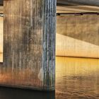 Brückengrafik- Sonne- Wasser - Beton