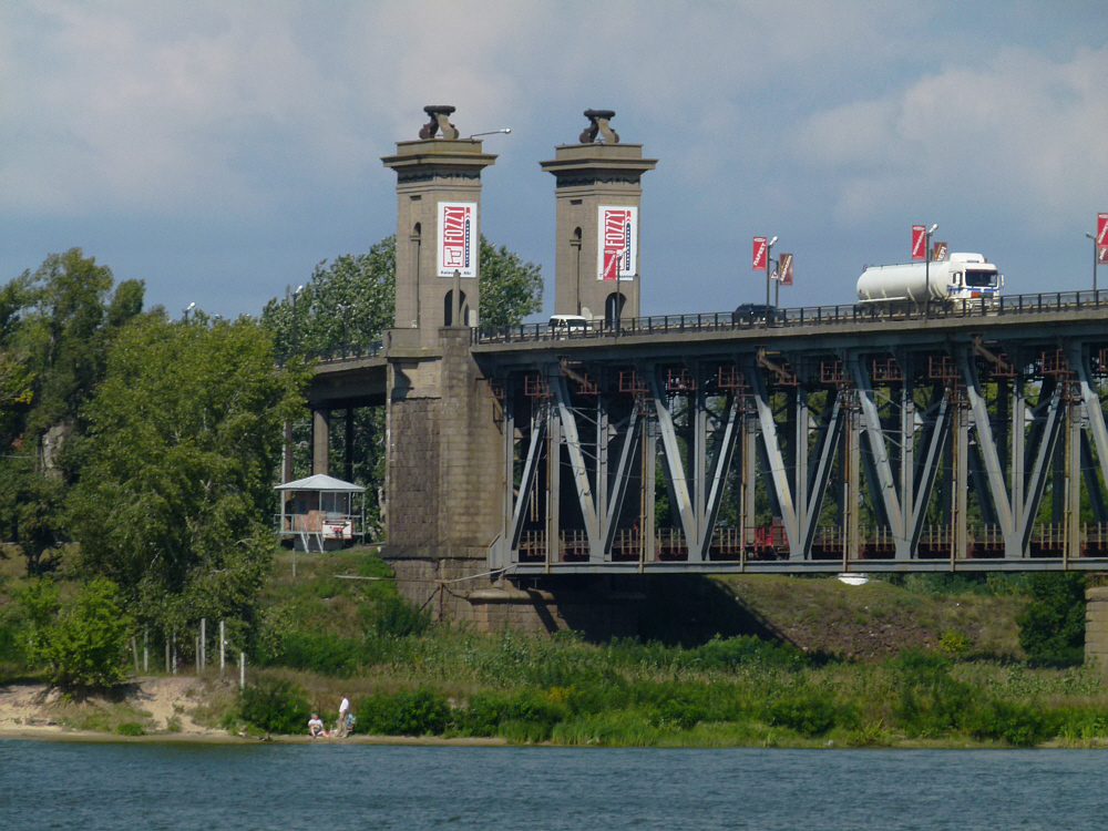 Brückenkopf der Brücke von Krementschug