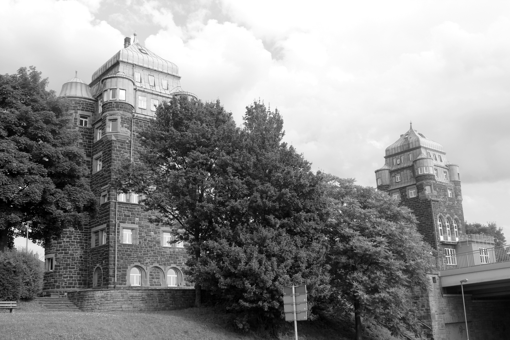 Brückentürme in Duisburg Ruhrort