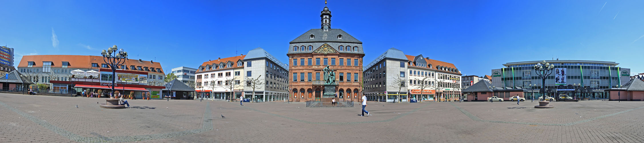 Brüder Grimm - Hanauer Marktplatz