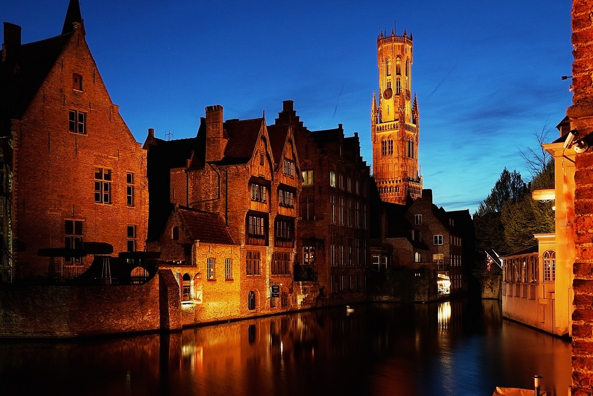 Brügge bei Nacht vom typischen Fotopoint