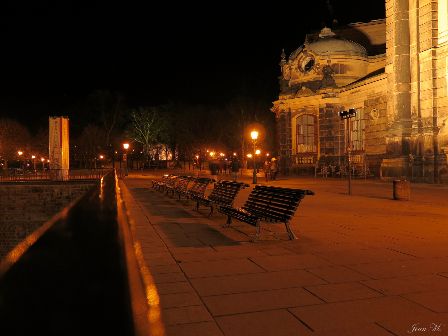 Brühlsche Terrasse 2