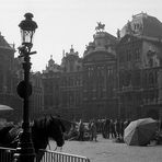 Brüssel 1965 Grand Place Blumenmarkt