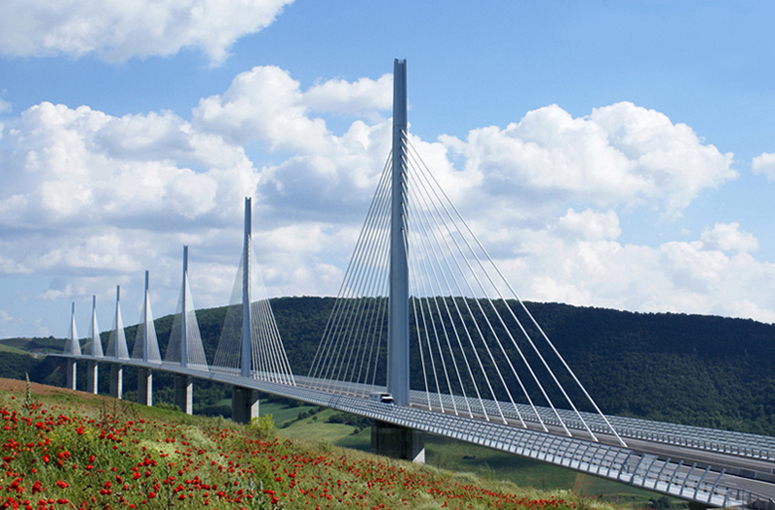 Brug van Millau !