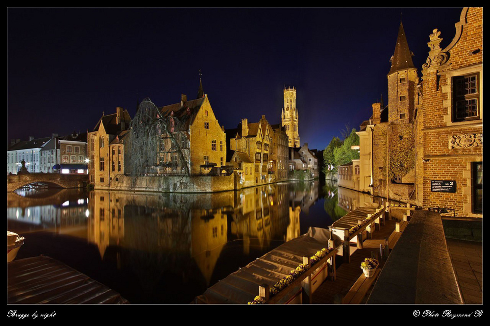 Bruges by night