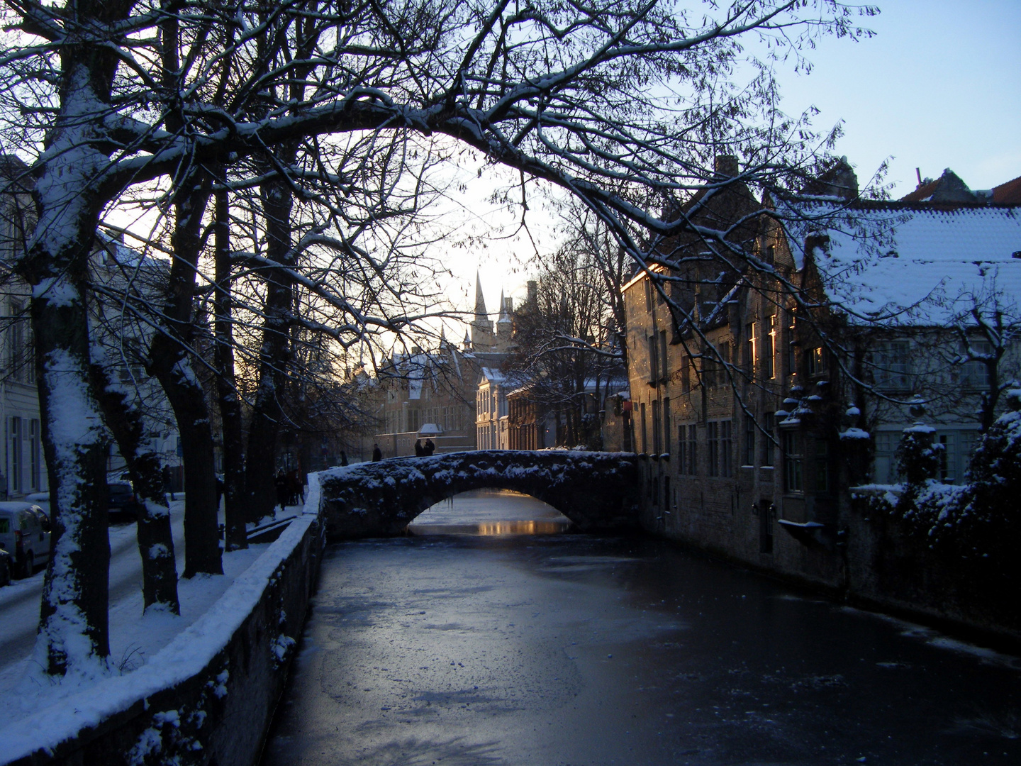 Bruges enneigée