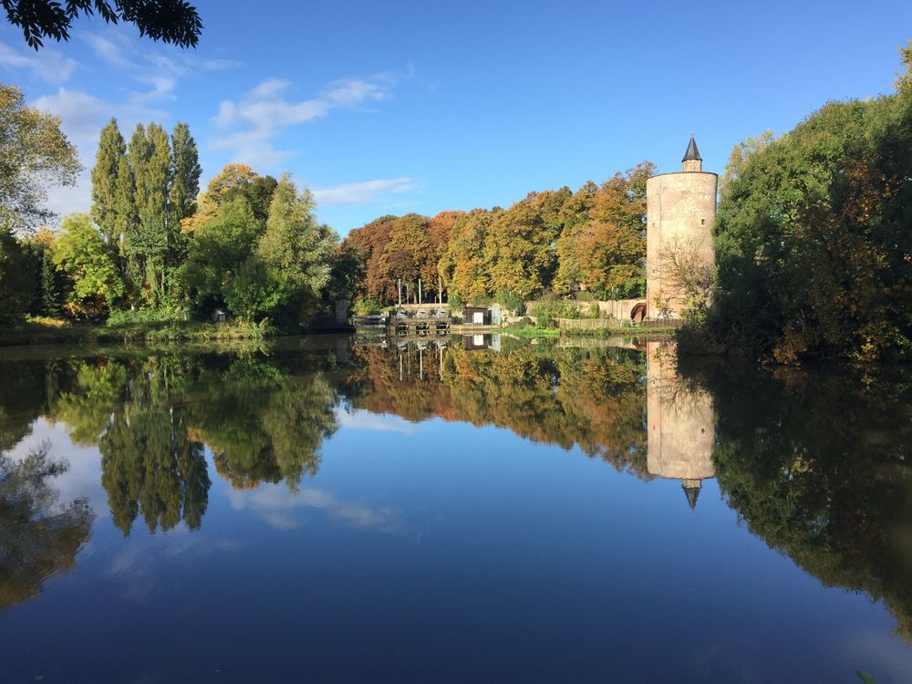 Bruges - Mirror Image