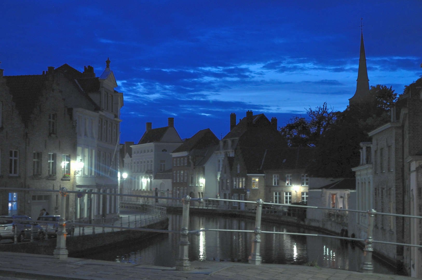 Brugge in grau und blau