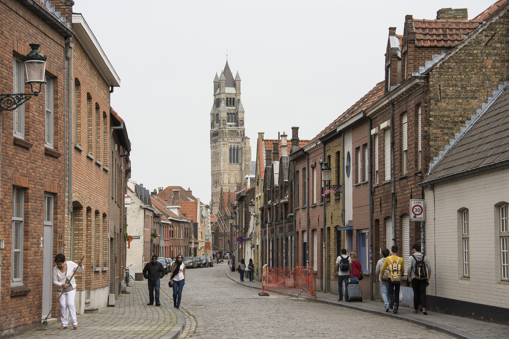 Brugge - Oostmeers with Onze-Lieve-Vrouwekerk - 02