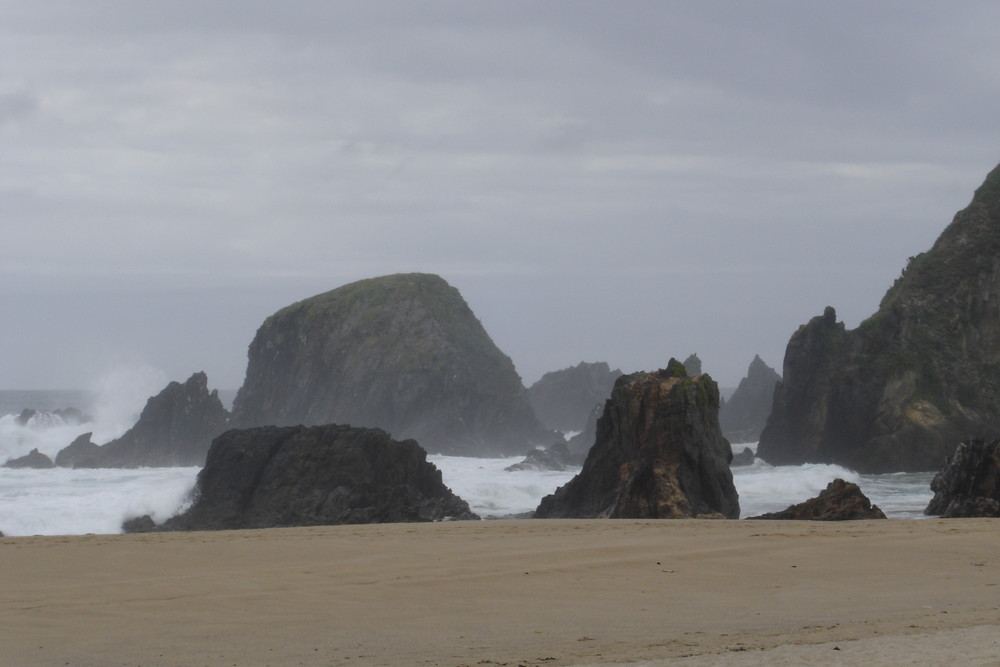 Bruma estre las rocas