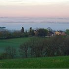 Brume printanière sur la vallée de la Baïse au lever du jour