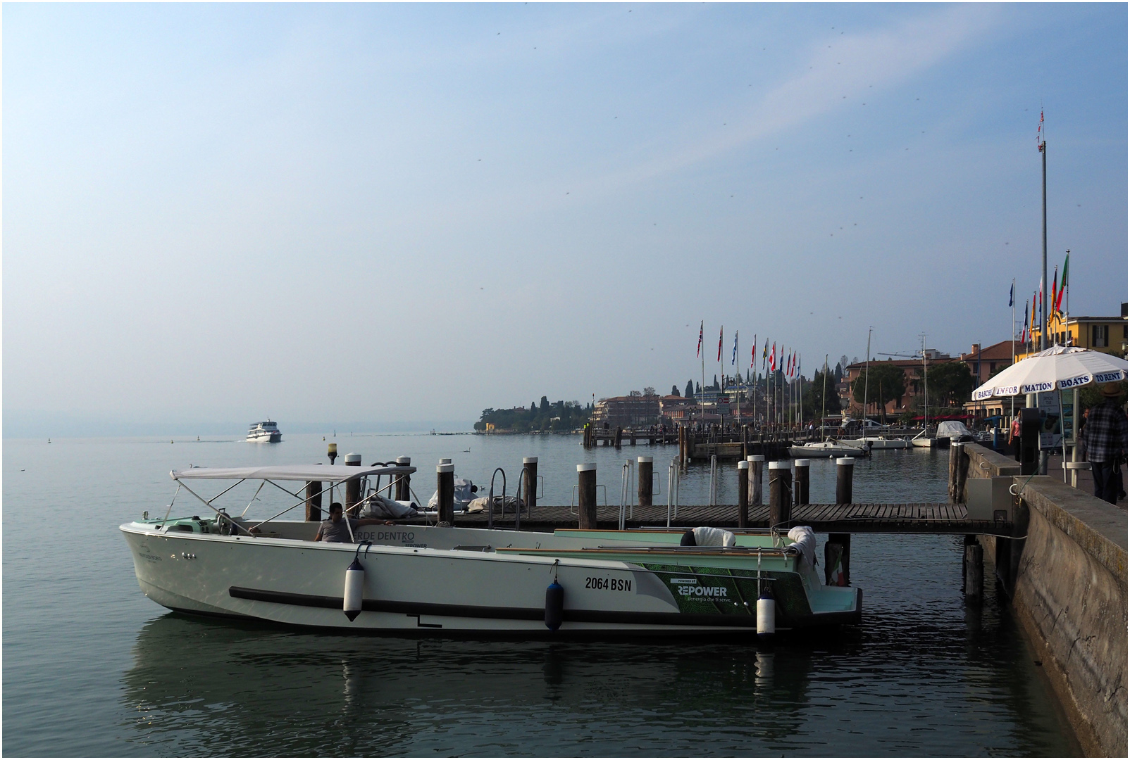 Brume sur le lac à Sirmione