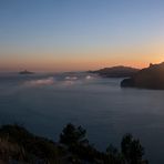 Brumes de mer sur la baie de Cassis 