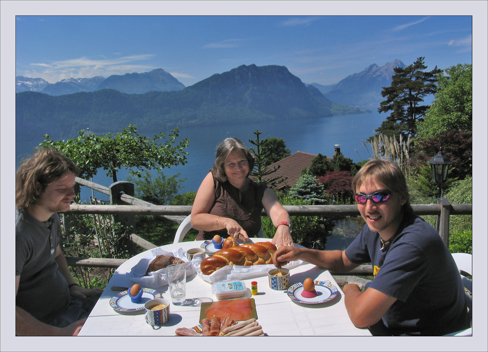 Brunchtime über dem Vierwaldstättersee...