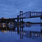 Brunel Brücke - Royal-Albert-Brücke in Saltash (Cornwall) / Brunel Bridge - Blaue Stunde