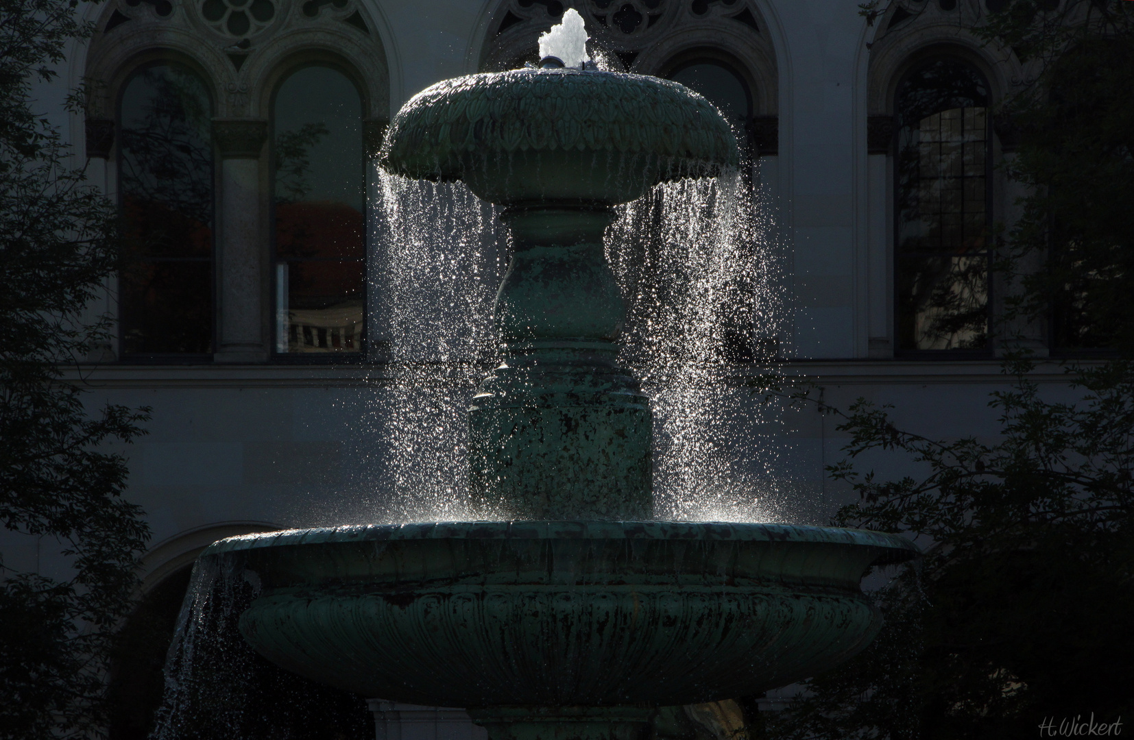 Brunnen am Geschwister-Scholl-Platz