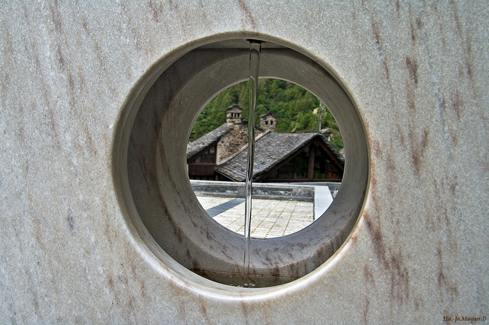 Brunnen am Kirchplatz