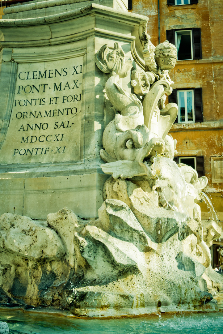 Brunnen an der Piazza della Rotonda