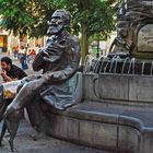 Brunnen auf dem Grass-Markt in Brüssel mit Bronzeskulptur