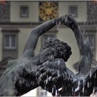 ... Brunnen auf dem Marktplatz ...