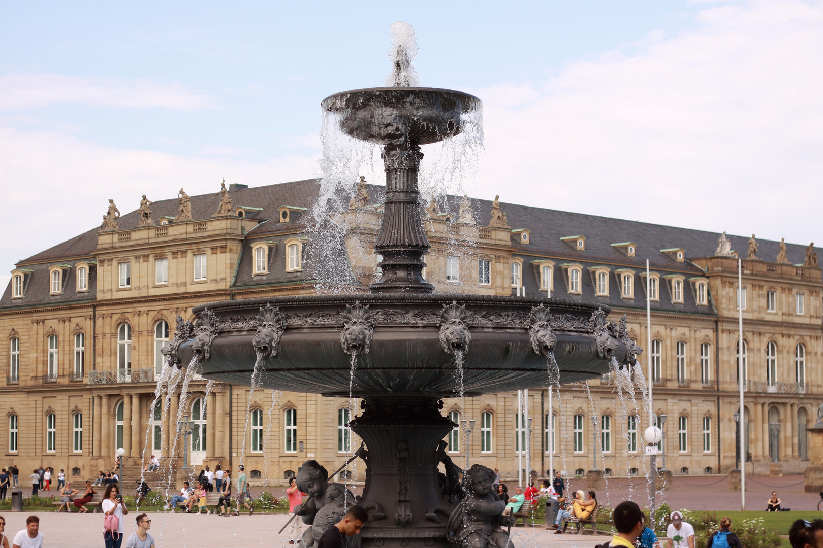 Brunnen auf dem Schlossplatz