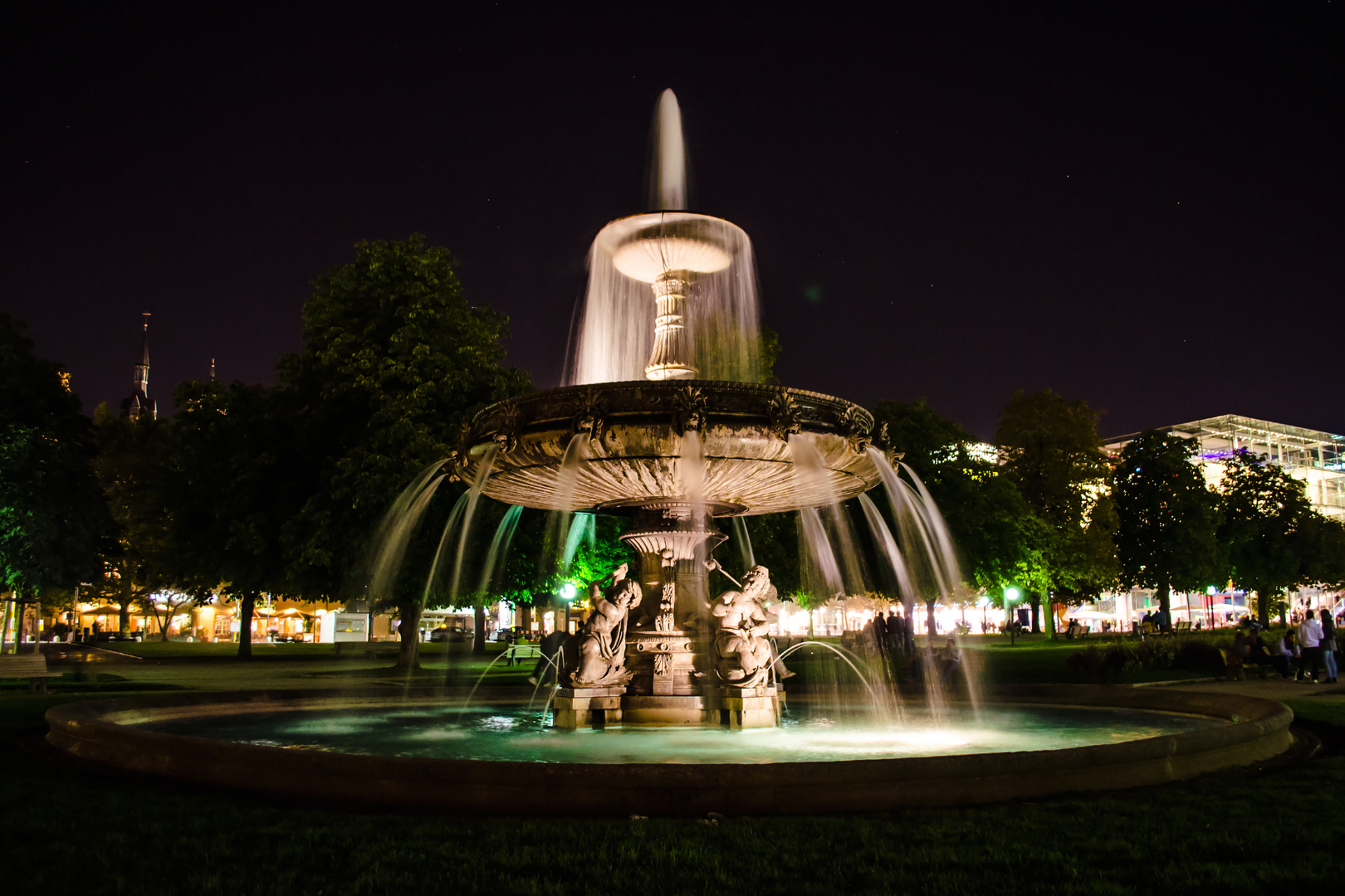 Brunnen auf dem Schlossplatz in Stuttgart