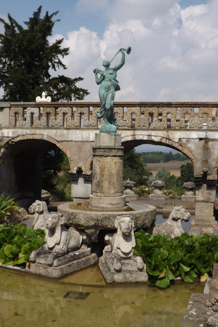 Brunnen auf der Roseburg bei Ballenstedt