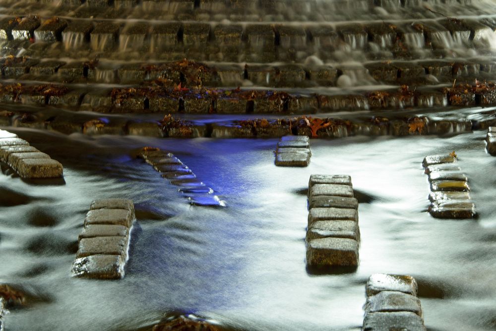 Brunnen bei Nacht von StMeyer 