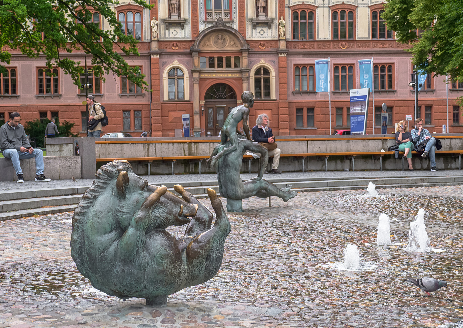 Brunnen der Lebensfreude  in Rostock