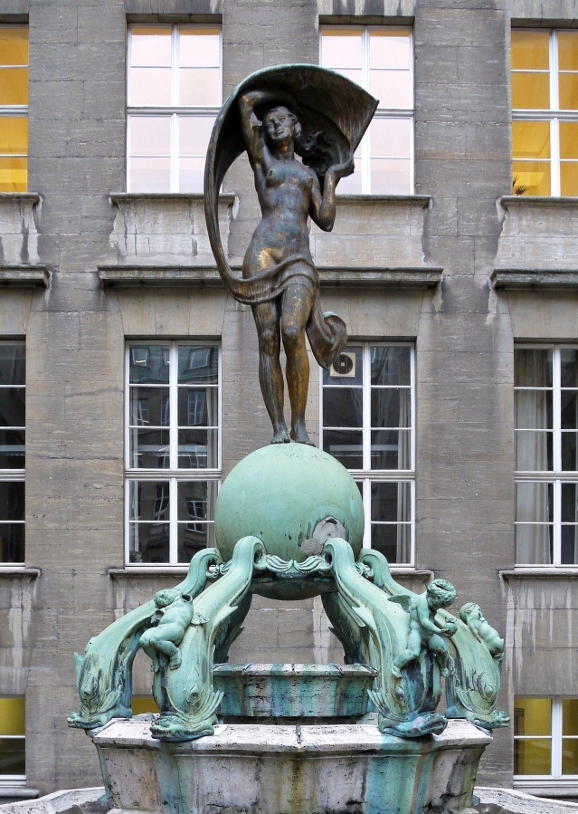 Brunnen des Glücks