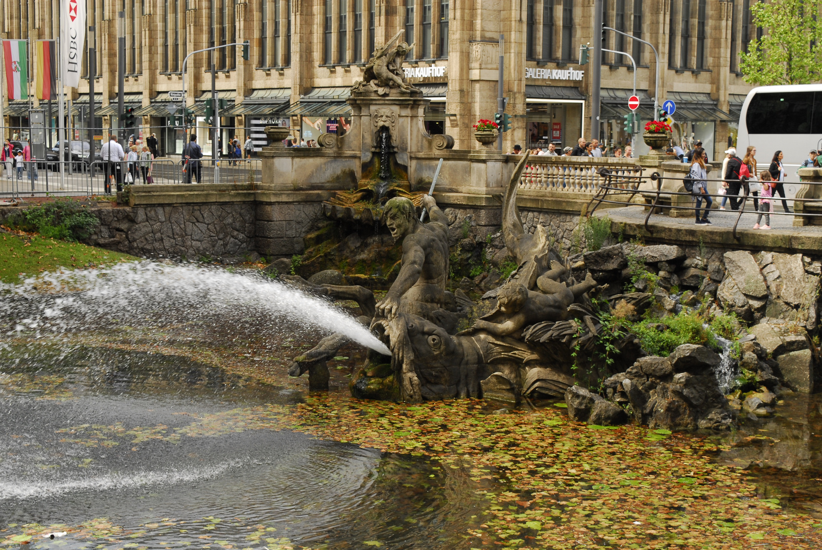 brunnen düsseldorf