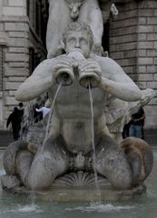 Brunnen-Figur [ 02 ]